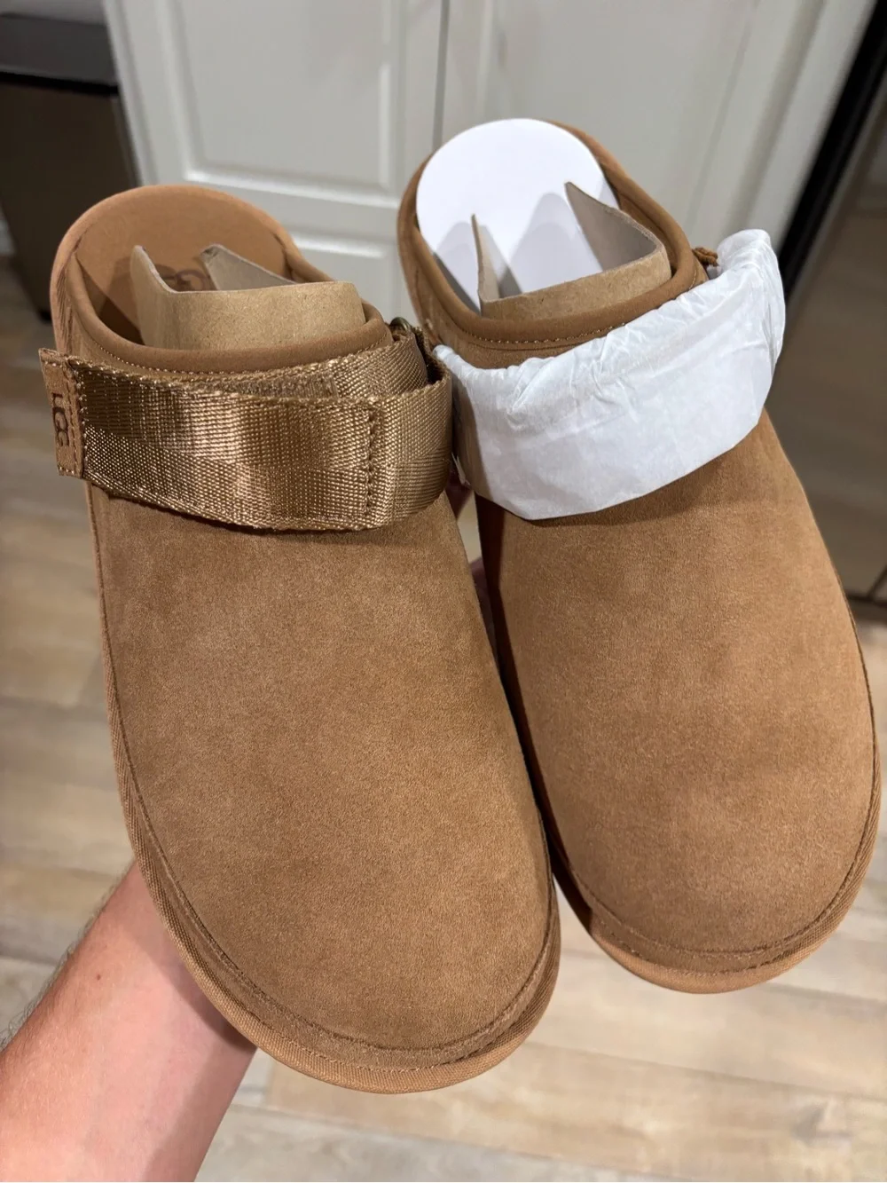 UGG Goldencoast Clog II ‘Chestnut’ Men’s Size 13 Clogs / Mules | 1166915-CHE